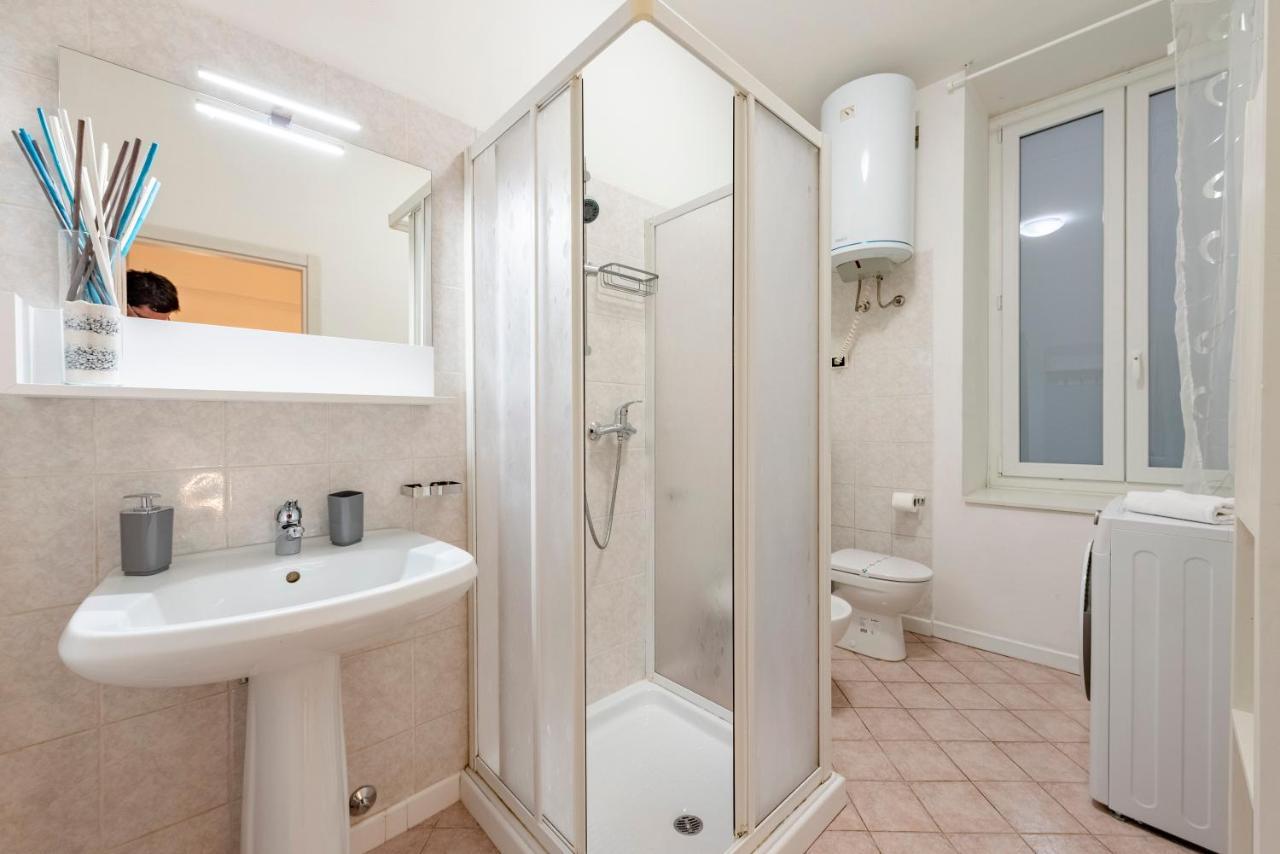 ראפאלו Mazzini 12 Very Central Apartment With Private Garage, Air Conditioning, Wifi, Just 50 Meters From The Beach מראה חיצוני תמונה