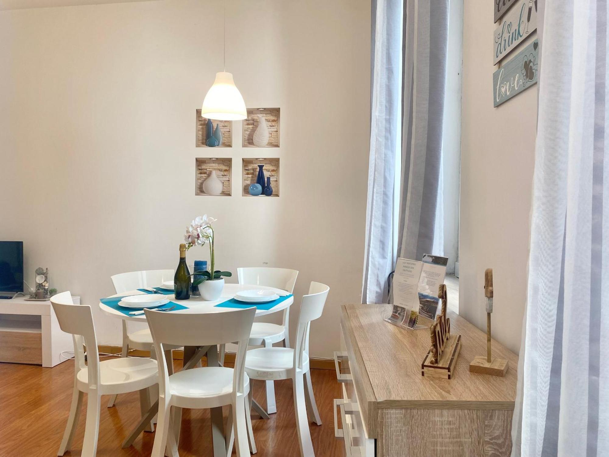 ראפאלו Mazzini 12 Very Central Apartment With Private Garage, Air Conditioning, Wifi, Just 50 Meters From The Beach מראה חיצוני תמונה