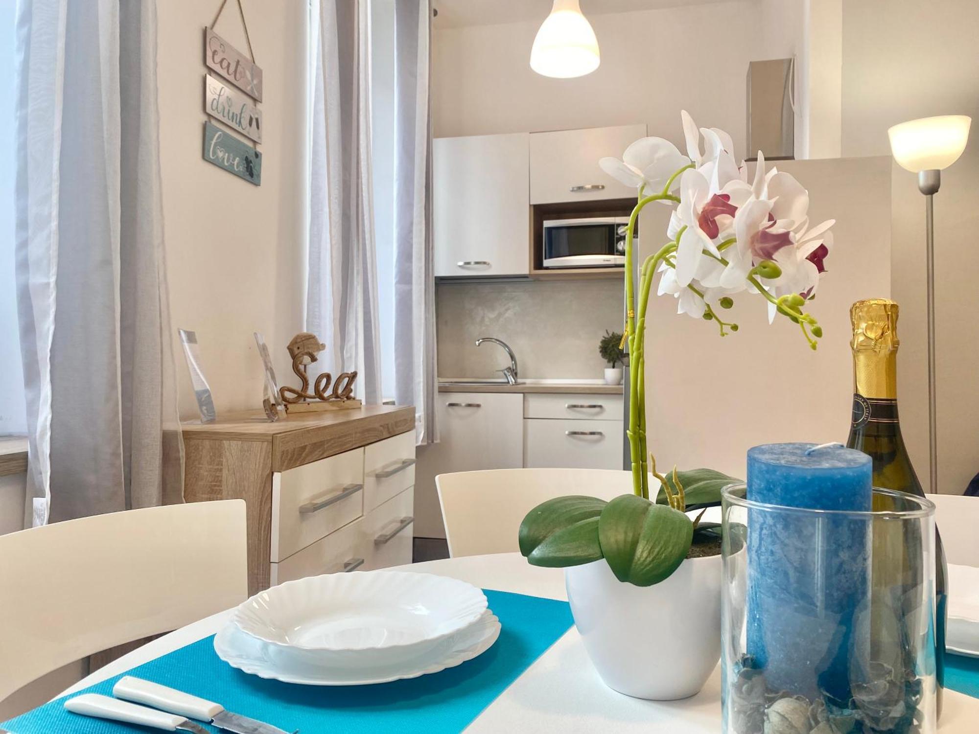 ראפאלו Mazzini 12 Very Central Apartment With Private Garage, Air Conditioning, Wifi, Just 50 Meters From The Beach מראה חיצוני תמונה