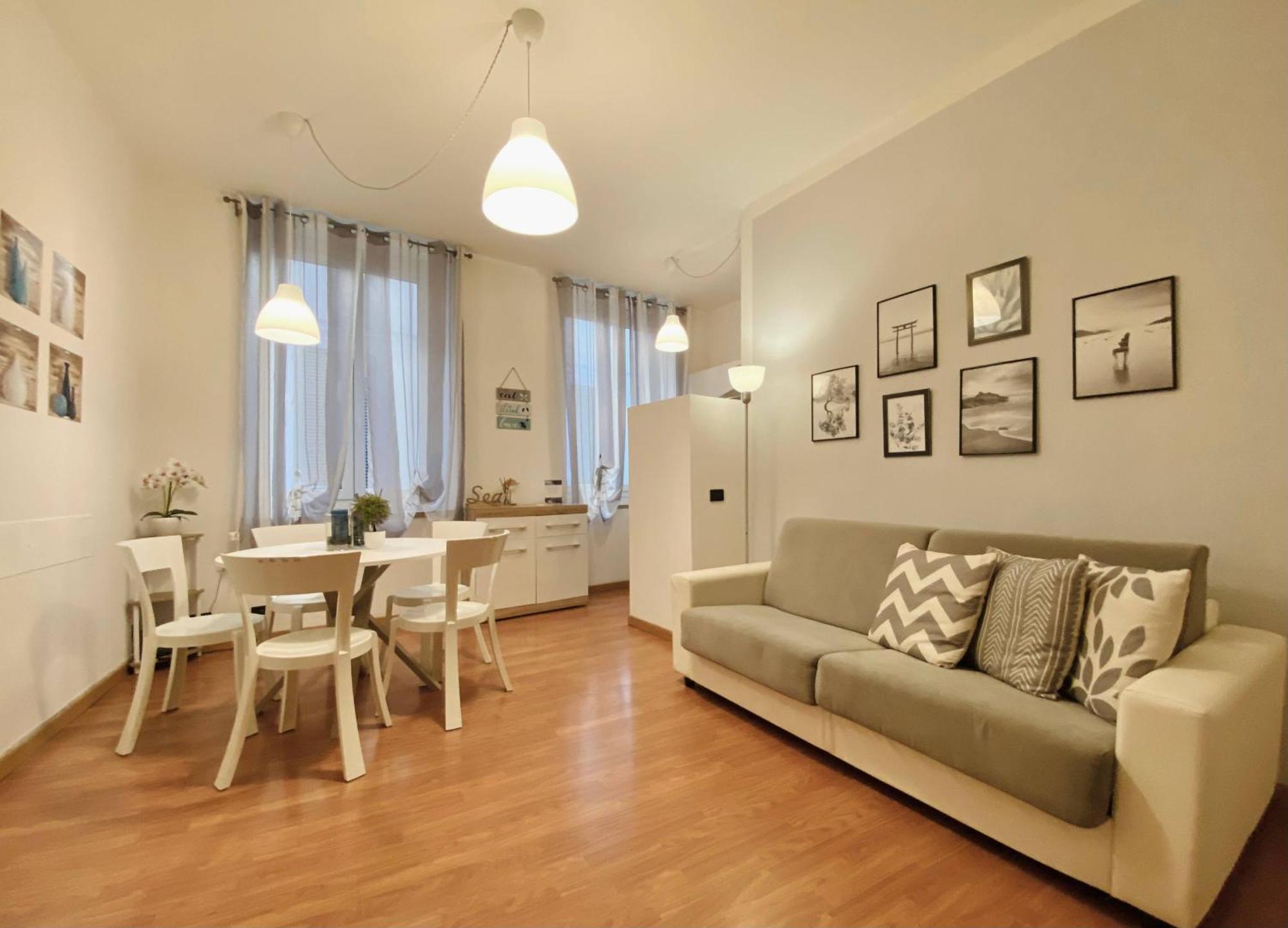 ראפאלו Mazzini 12 Very Central Apartment With Private Garage, Air Conditioning, Wifi, Just 50 Meters From The Beach מראה חיצוני תמונה